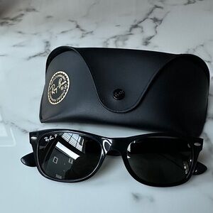 Ray-Ban Classic Black Sunglasses with Case